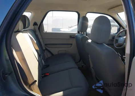2012 Ford Escape Xls из США, поврежденный, VIN 1FMCU0C76CKB38771